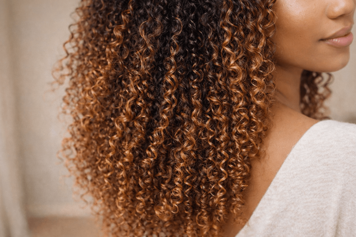 Les cheveux bouclés ne font pas ce qu’ils devraient ? Solution rapide avec L'Art des Boucles - L'art des boucles