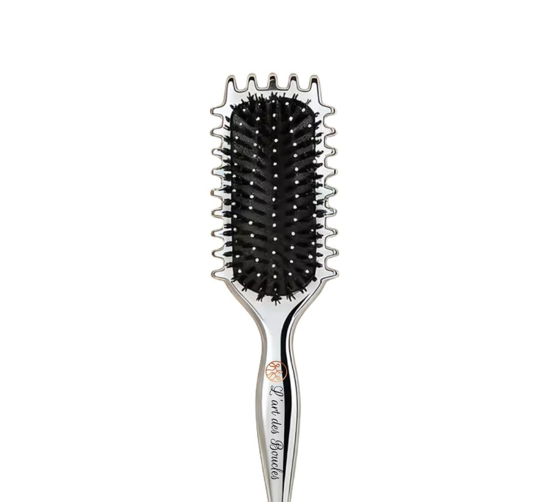 Brosse de définition des boucles – soin capillaire naturel pour cheveux ondulés, bouclés, frisés et crépus | L’Art des Boucles Suisse