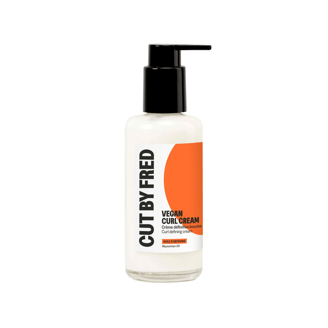 Crème Boucles Vegan Curl Cream – Cut By Fred – soin capillaire naturel pour cheveux ondulés, bouclés, frisés et crépus | L’Art des Boucles Suisse