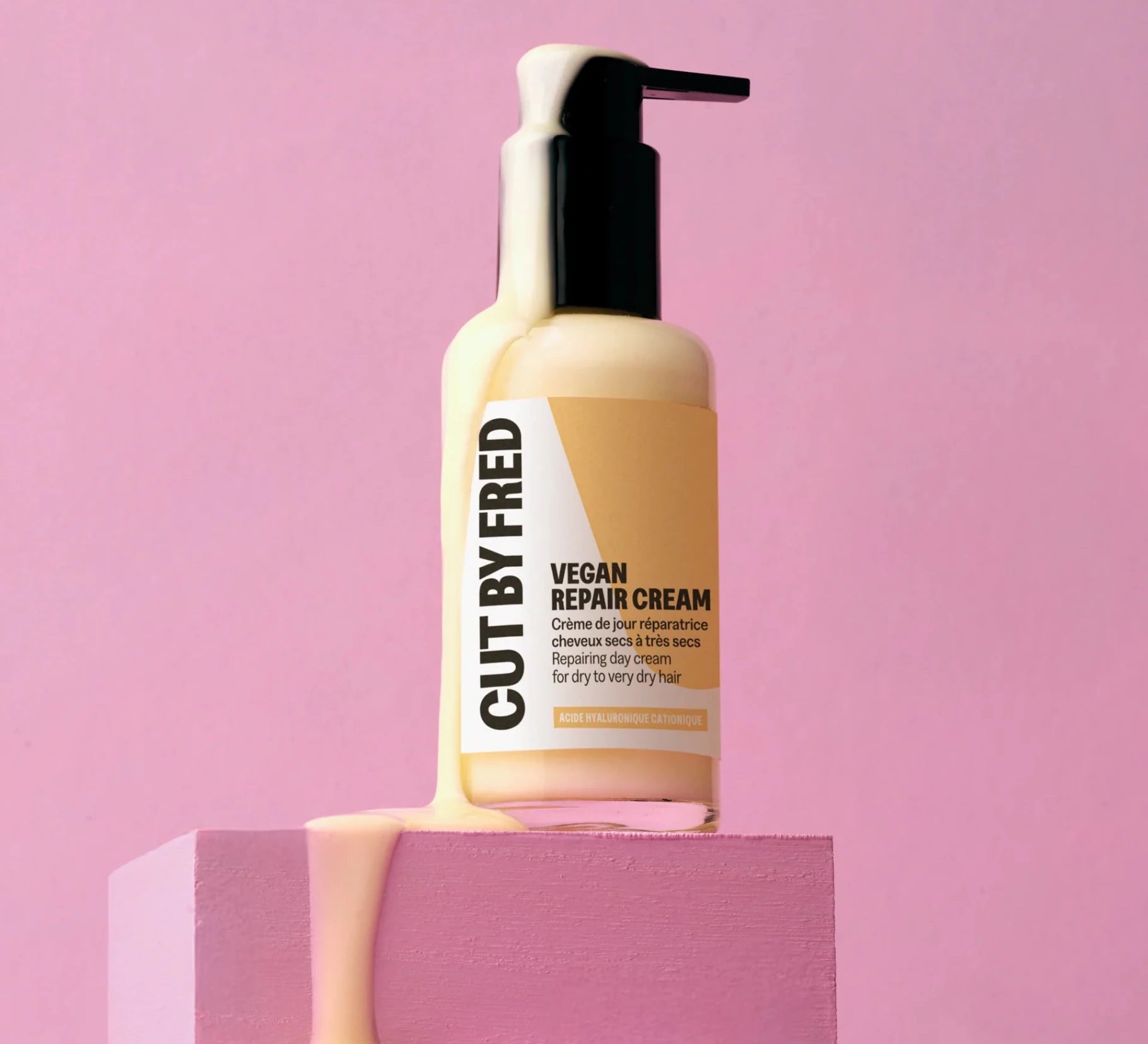 Crème Sans Rinçage Réparatrice Vegan Repair – Cut By Fred – soin capillaire naturel pour cheveux ondulés, bouclés, frisés et crépus | L’Art des Boucles Suisse