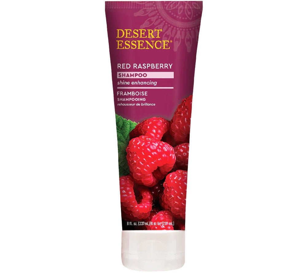 Shampoing Brillance à la Framboise Desert Essence – nettoie, hydrate et redonne éclat aux cheveux bouclés.