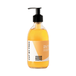 Shampoing Réparateur Vegan – Cheveux Bouclés Secs & Abîmés | Cut By Fred – soin capillaire naturel pour cheveux ondulés, bouclés, frisés et crépus | L’Art des Boucles Suisse