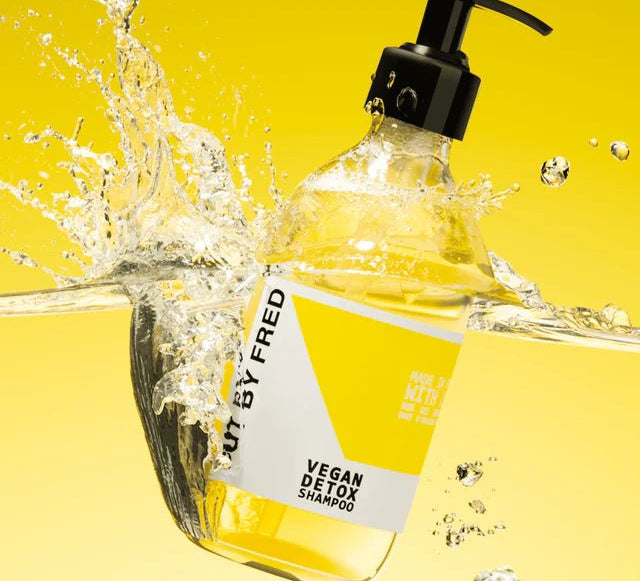 Shampoing Vegan Detox Purifiant – Cut By Fred – soin capillaire naturel pour cheveux ondulés, bouclés, frisés et crépus | L’Art des Boucles Suisse