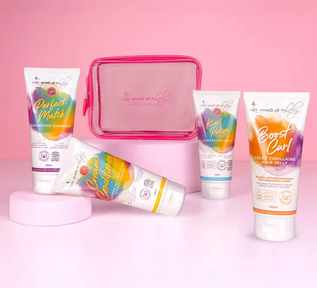 Routine voyage Loly pour cheveux ondulés, trousse capillaire boucles nourries et définies, soins naturels Suisse